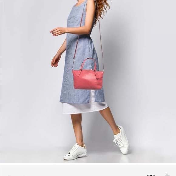 Leather pink Coach purse - Picture 10 of 11